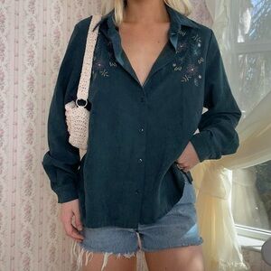 Vintage 90s suede floral embroidered collared blouse